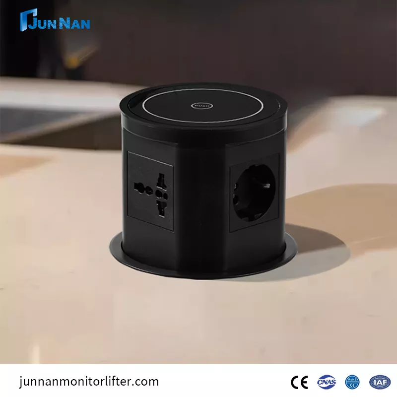 Integruotas maitinimo lizdas